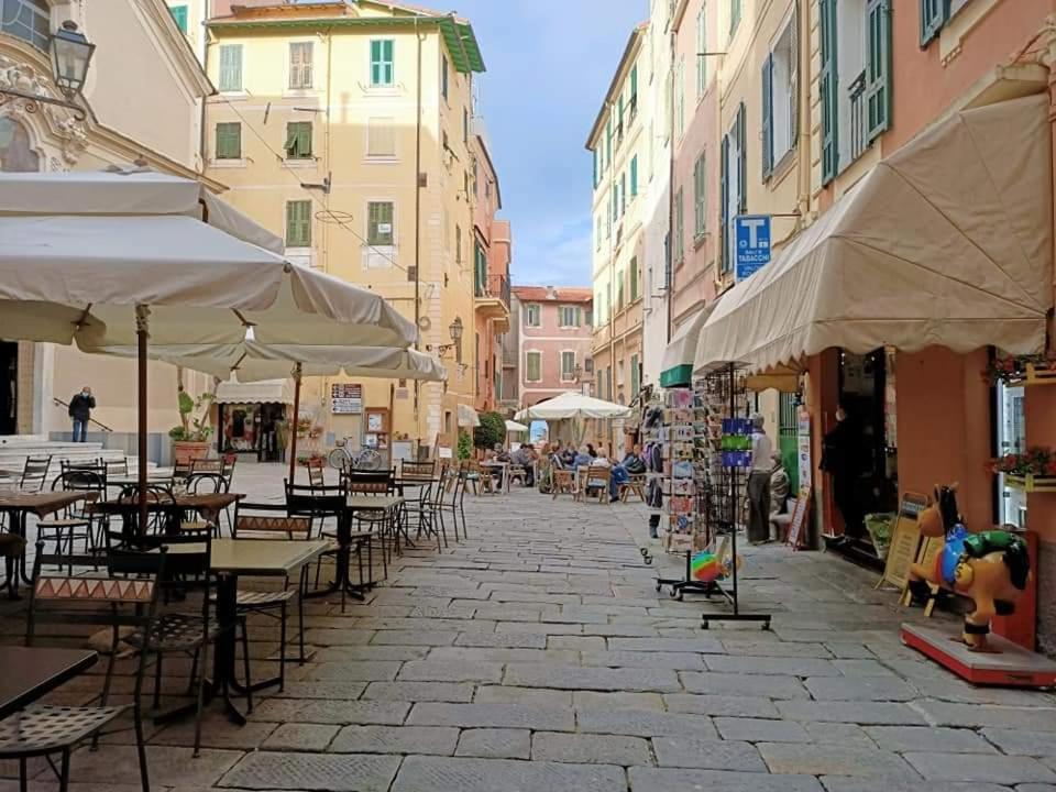 La Terrazza Acomodação com café da manhã Bordighera Exterior foto