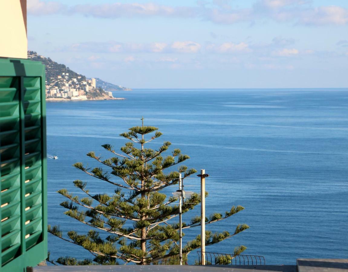 La Terrazza Acomodação com café da manhã Bordighera Exterior foto
